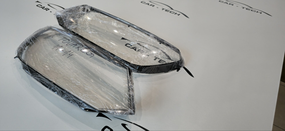 STAKLO FARA VW TOUAREG 2011-2014 tuareg