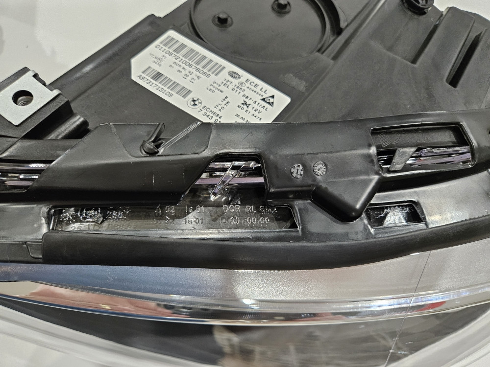 Far BMW 5 F10 LCI F11 7 343 911 Facelift Hella