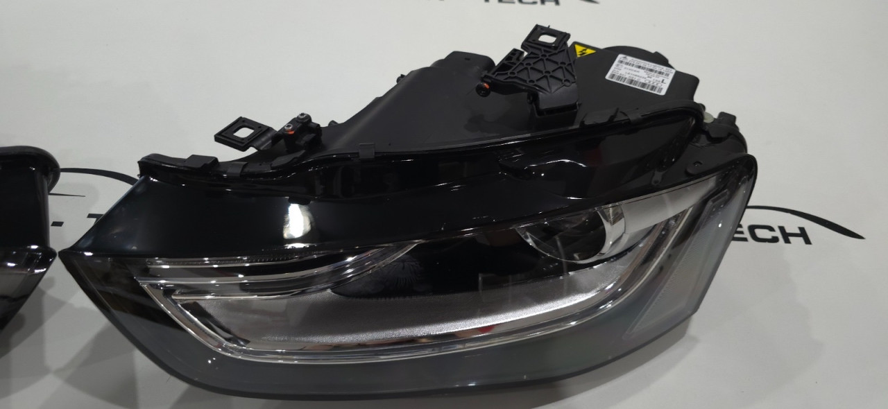 FAR A4 B8.5 B8,5  2013-2015 Xenon AL 8K0 941 005 B 006 B