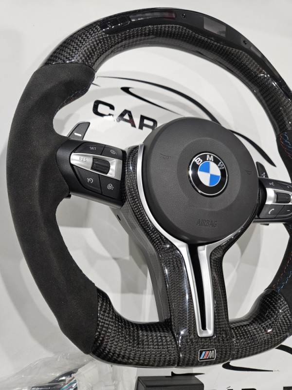 BMW M Volan sa led display F10 F15 F30 CARBON Alcantara
