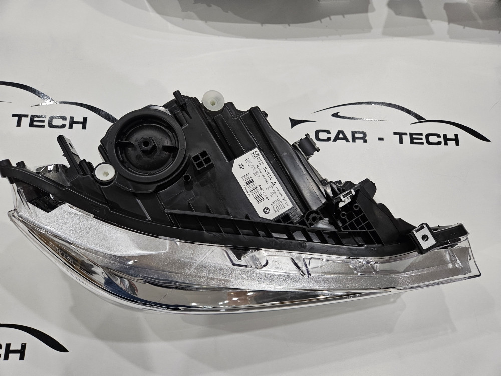 Far BMW 3 F30 LCI 2016.-2019.LED Far Hella