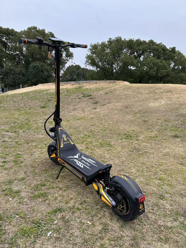 Električni romobil Drive Tron DT06 NOVO 4400W 80 km/h