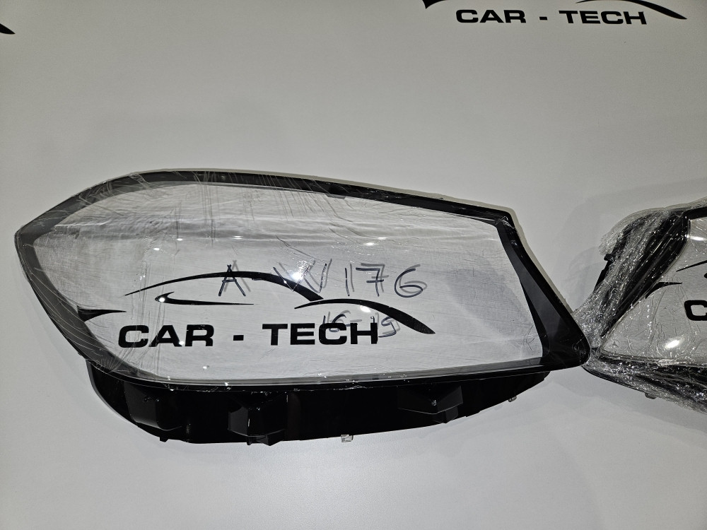 Staklo fara Mercedes A klasa W176 2016-19 Far staklo