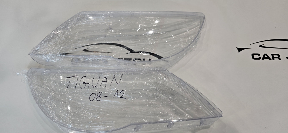 Staklo fara Tiguan 2008-12 Staklo za far tiguan xenon