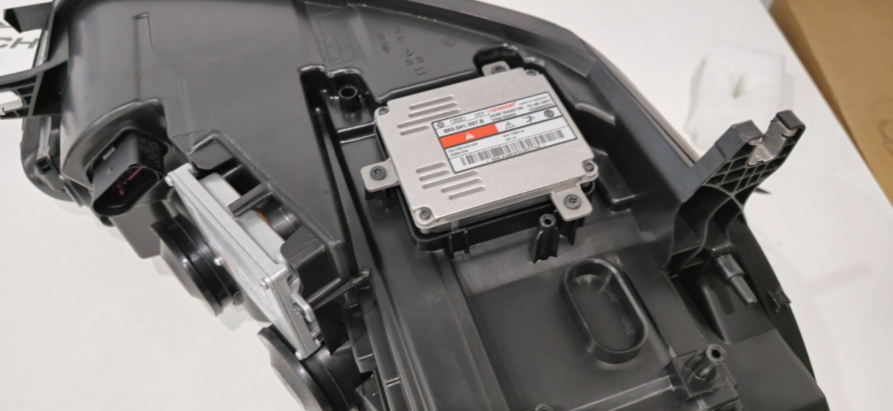 FAR AUDI A6 4G 2011-2014 Xenon 4G0 941 005 006