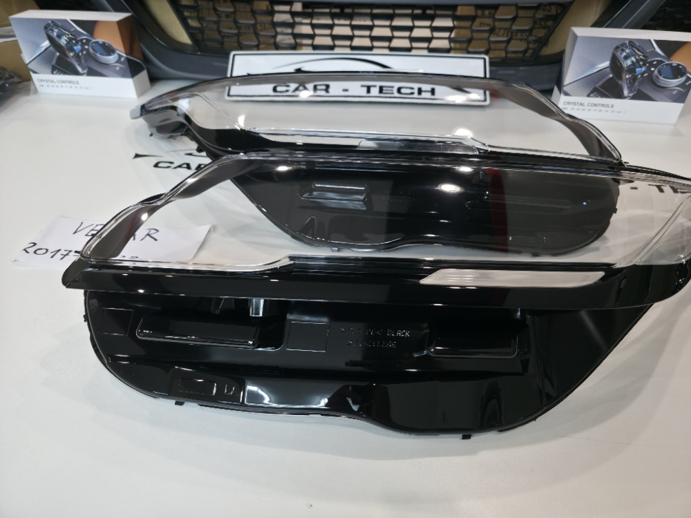 Staklo fara RANGE ROVER VELAR far staklo 2017-2022