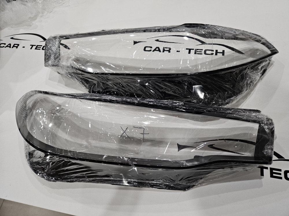 BMW X7 Far staklo fara 2019-2023 G07
