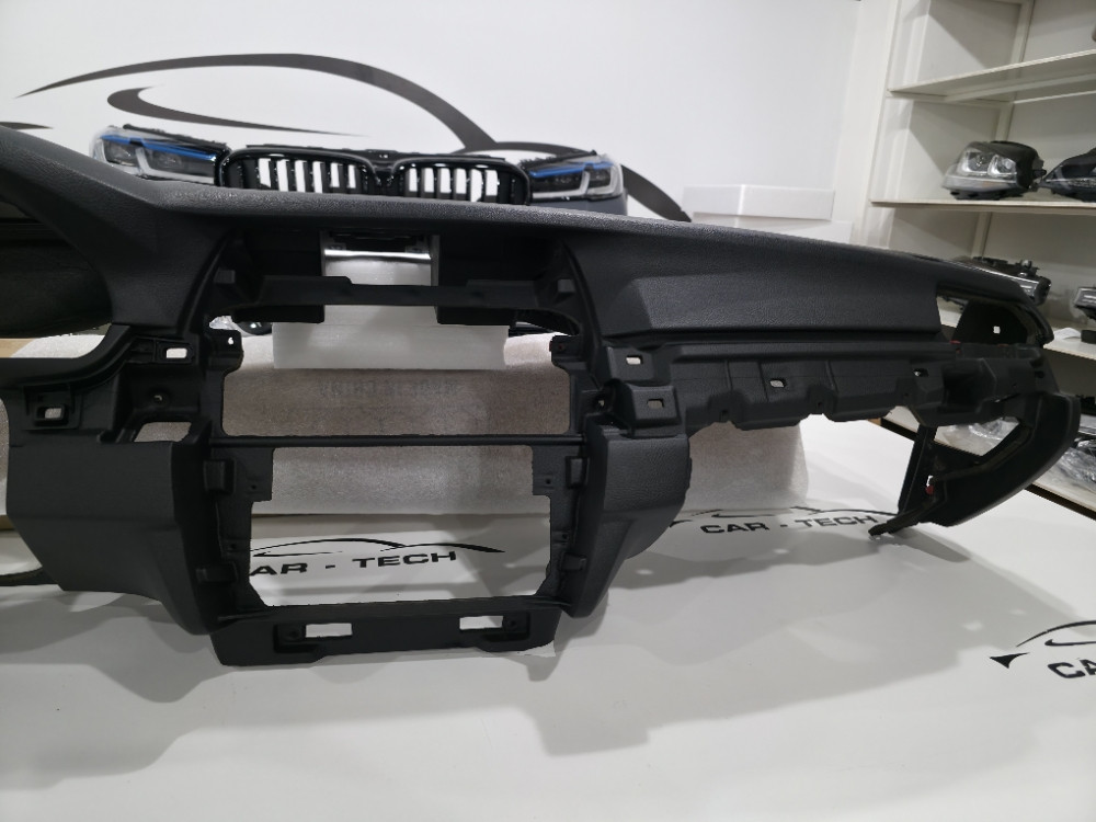 BMW F10 Instrument tabla sa airbagom