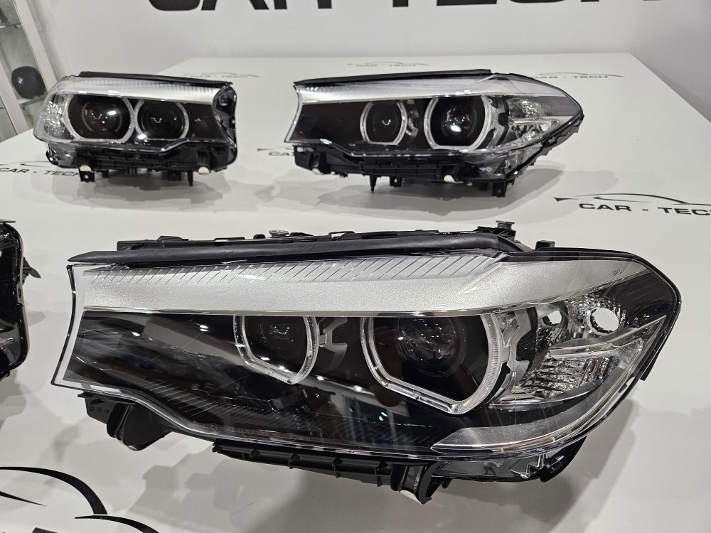Far BMW 5 G30 2016.-2019. god 7458884 ZKW