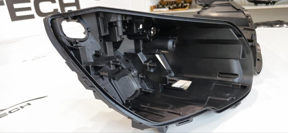 Kuciste fara Mercedes S klasa W222 14-17 LED ADAPTIVE