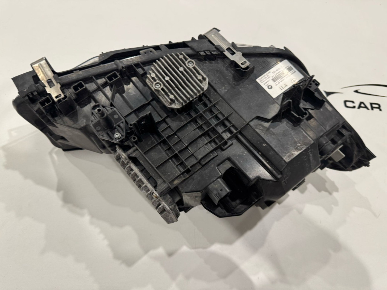BMW 5 G30 far sa svim elektronikama LED koristeno
