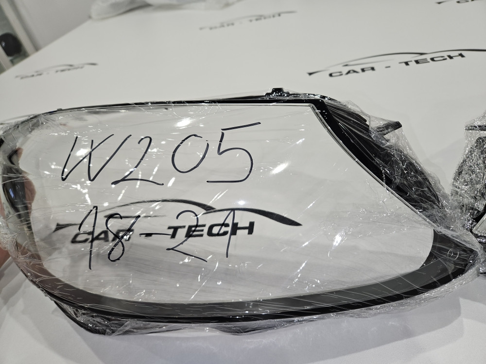 Staklo fara Mercedes C klasa W205 facelift 2018-21 far