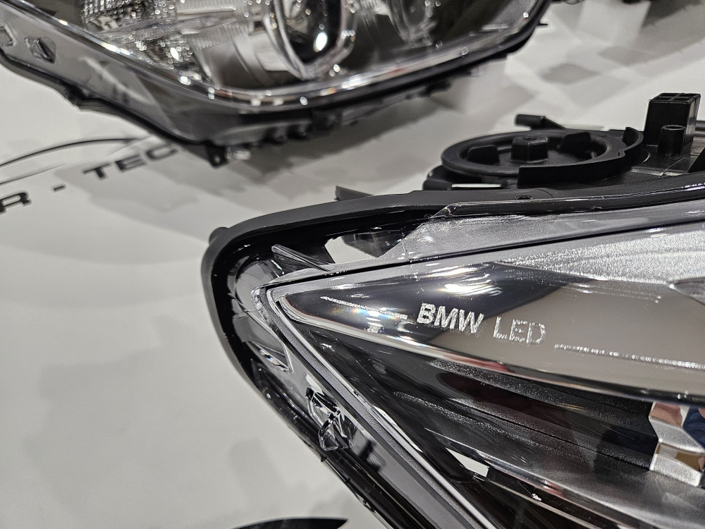 Far BMW 3 F30 LCI 2016.-2019.LED Far Hella