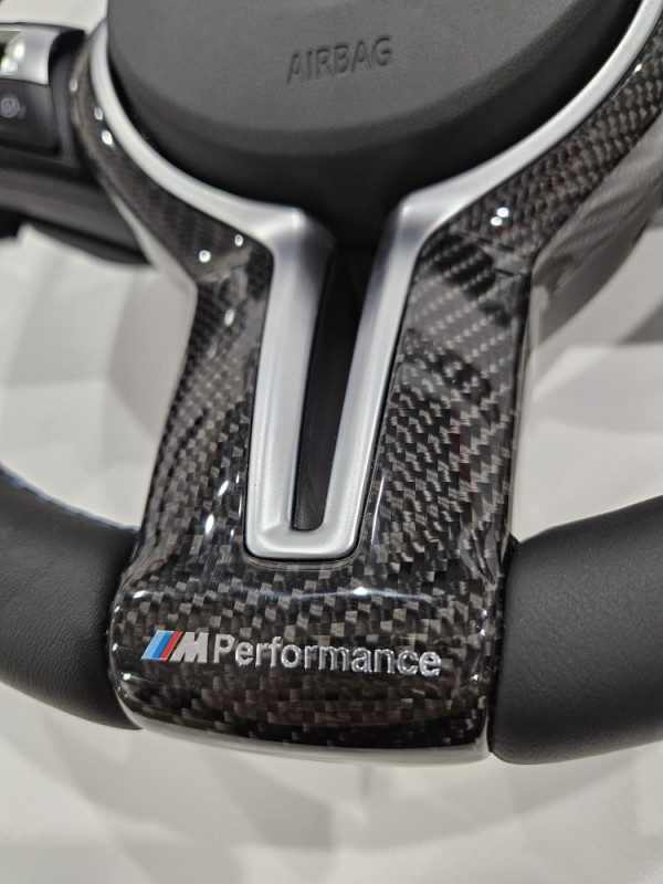 BMW 3 F30 F31 F32 F33 F36 M VOLAN sa airbagom CARBON