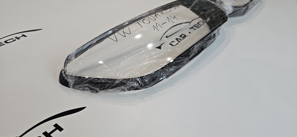 STAKLO FARA VW TOUAREG 2011-2014 tuareg