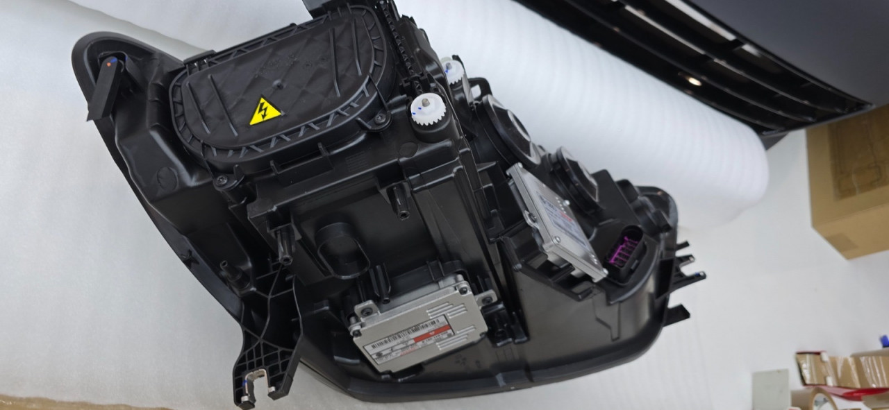 FAR AUDI A6 4G 2011-2014 Xenon 4G0 941 005 006
