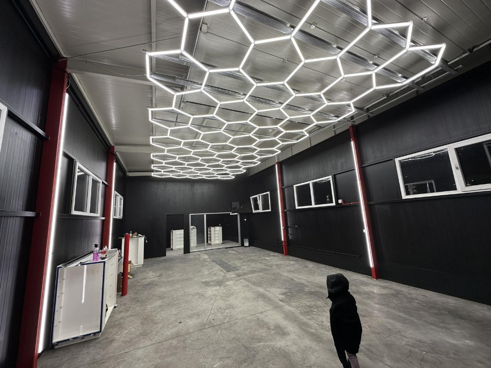 Heksagonalna LED rasvjeta heksagon 220V MOGUĆE PLAĆANJE NA RATE