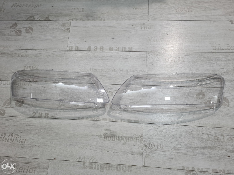 Audi A6 4F C6 staklo Fara 2004-2011 Far staklo