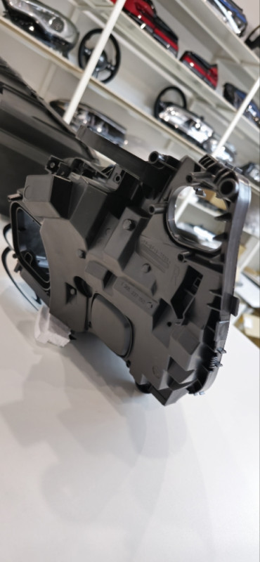 Kuciste fara Mercedes S klasa W222 14-17 LED ADAPTIVE