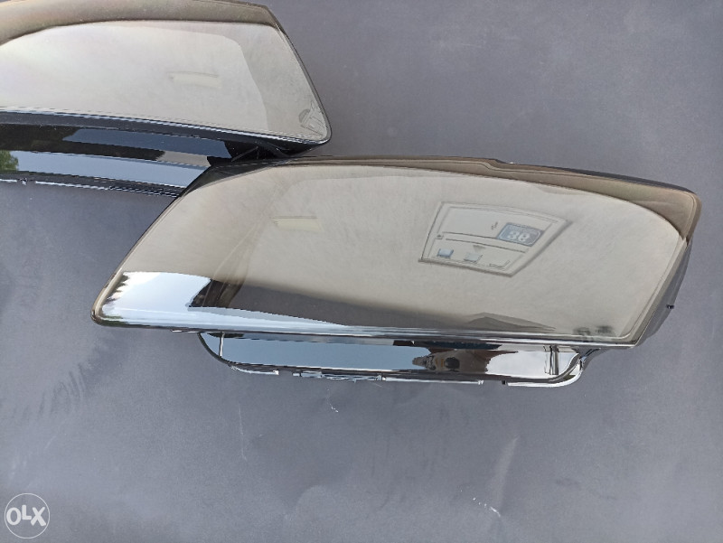 Staklo Fara Audi Q5 2013-2017 8R facelift