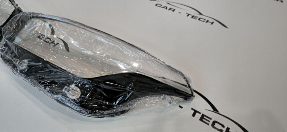 Staklo fara Volvo XC90 2014-2022 STAKLO FAR VOLVO