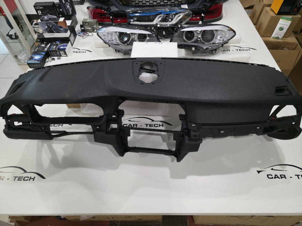 BMW F10 Instrument tabla sa airbagom