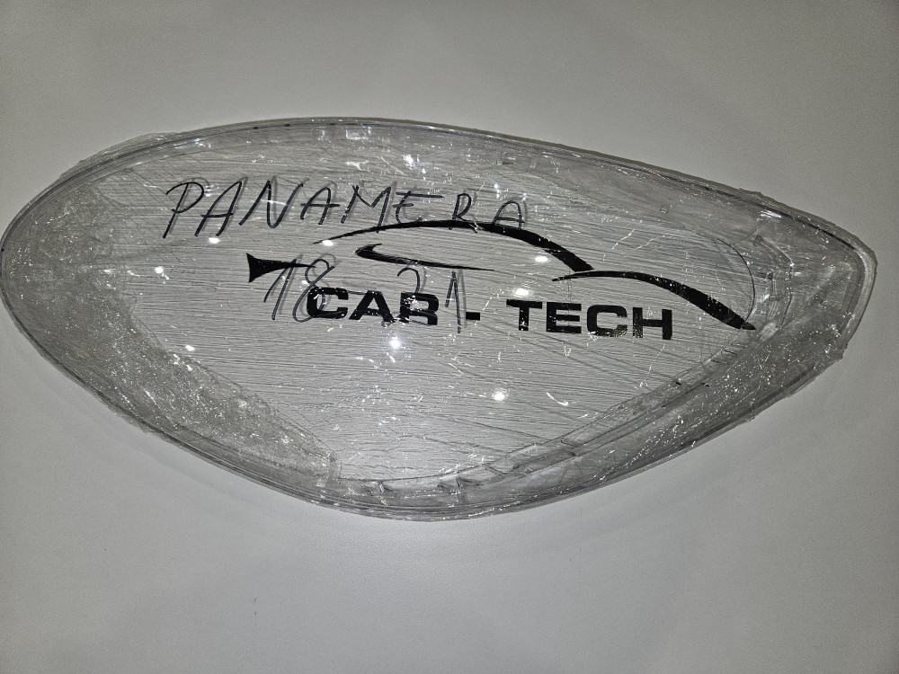 Staklo fara Porsche Panamera 2018-2021 971 far