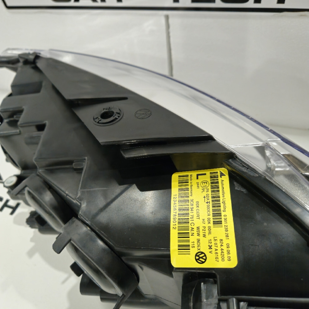 Far PASSAT CC BI Xenon 2008-2012 Sa svim Elektronikama 850/kom