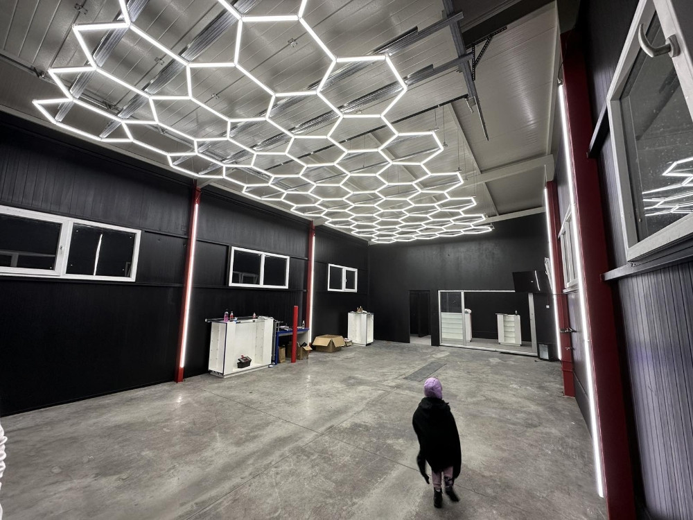 Heksagonalna LED rasvjeta heksagon 220V MOGUĆE PLAĆANJE NA RATE