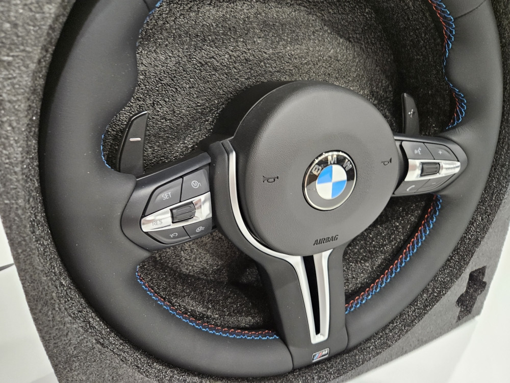 Volan BMW M tech F i E SERIJA sa airbagom  F1 saltanje