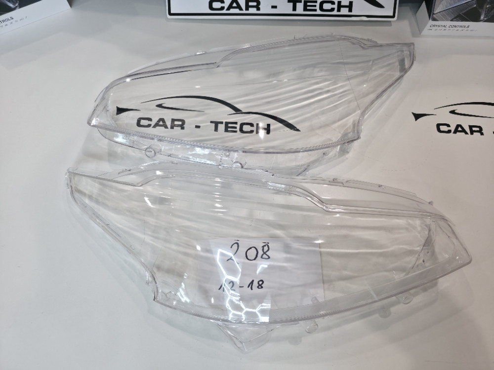 Staklo fara Peugeot 208 2012-2018 far staklo