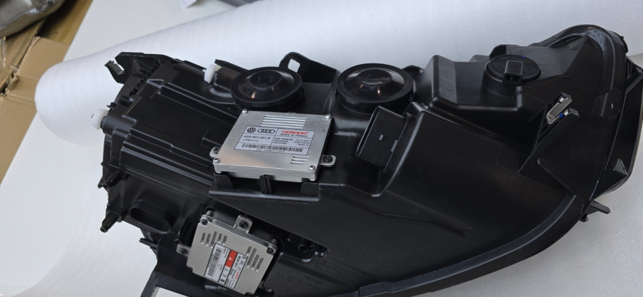 FAR AUDI A6 4G 2011-2014 Xenon 4G0 941 005 006