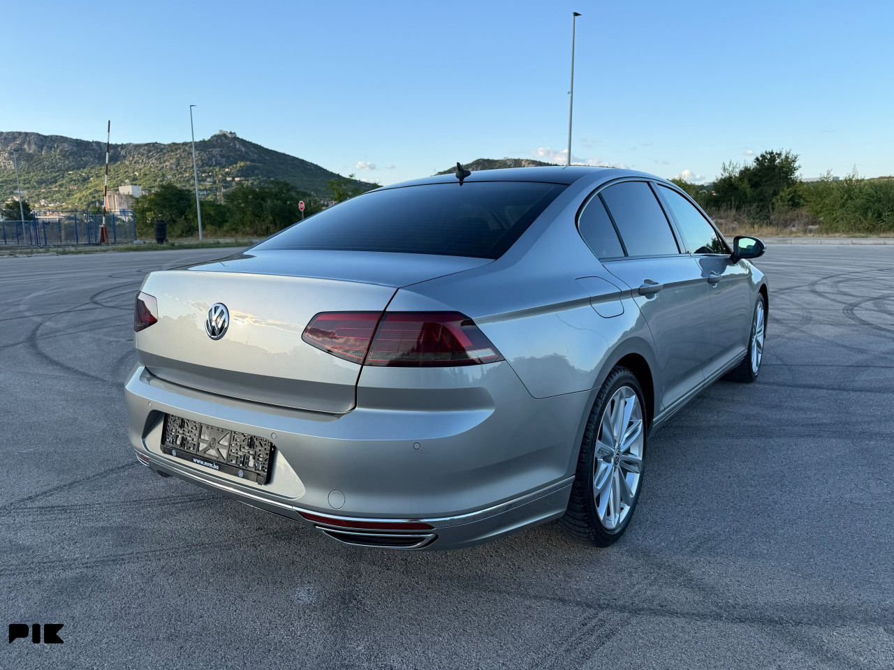 VOLKSWAGEN PASSAT B8 2.0 TDI DSG 150KS 2015 GOD