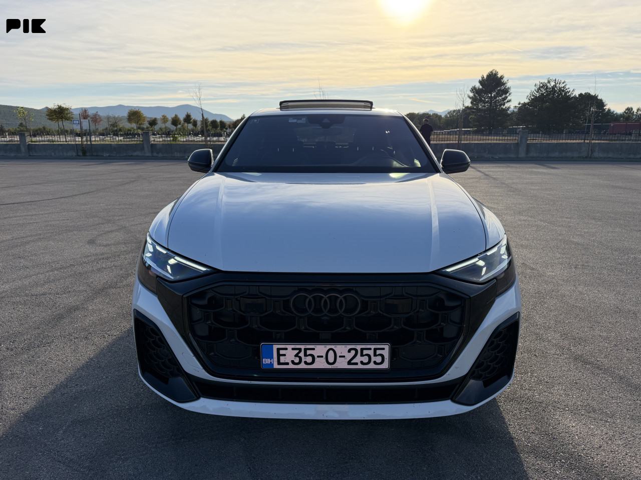 AUDI Q8 50 TDI QUATTRO 286KS 3x S LINE PANO 360 GARANCIJA NOVO