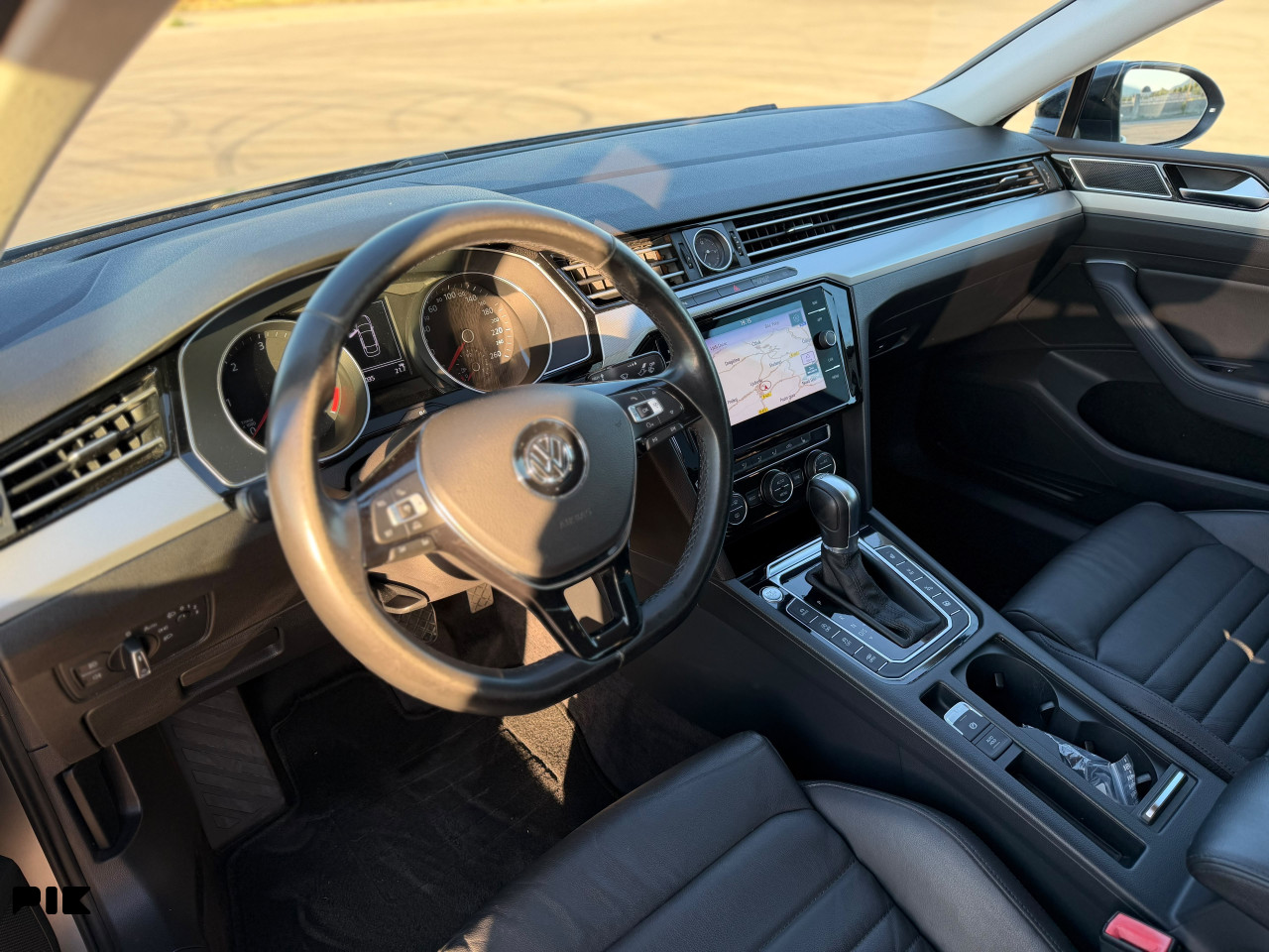 VOLKSWAGEN PASSAT B8 2.0 TDI DSG 150KS 2015 GOD