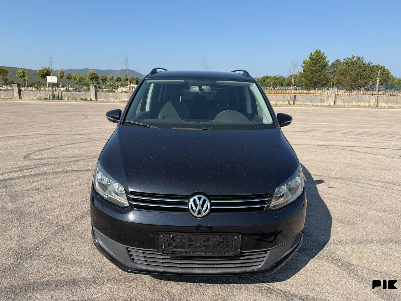 VOLKSWAGEN TOURAN 1.6 TDI DSG 105KS 2013 GOD