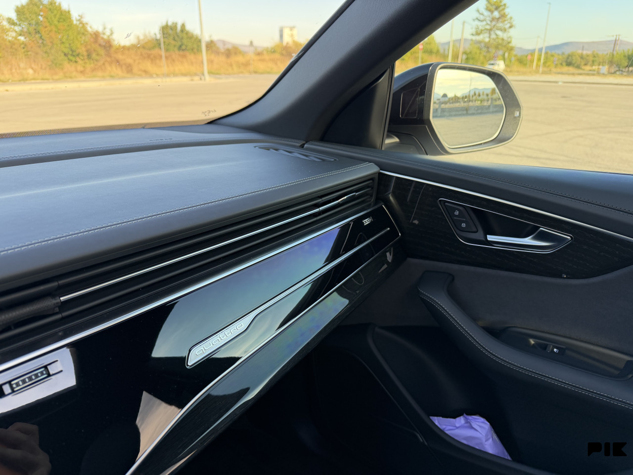 AUDI Q8 50 TDI QUATTRO 286KS 3x S LINE PANO 360 GARANCIJA NOVO