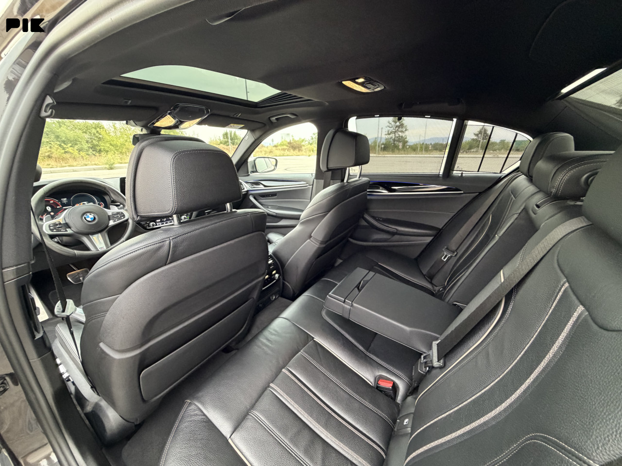 BMW M550i X-DRIVE 462KS FULL OPREMA