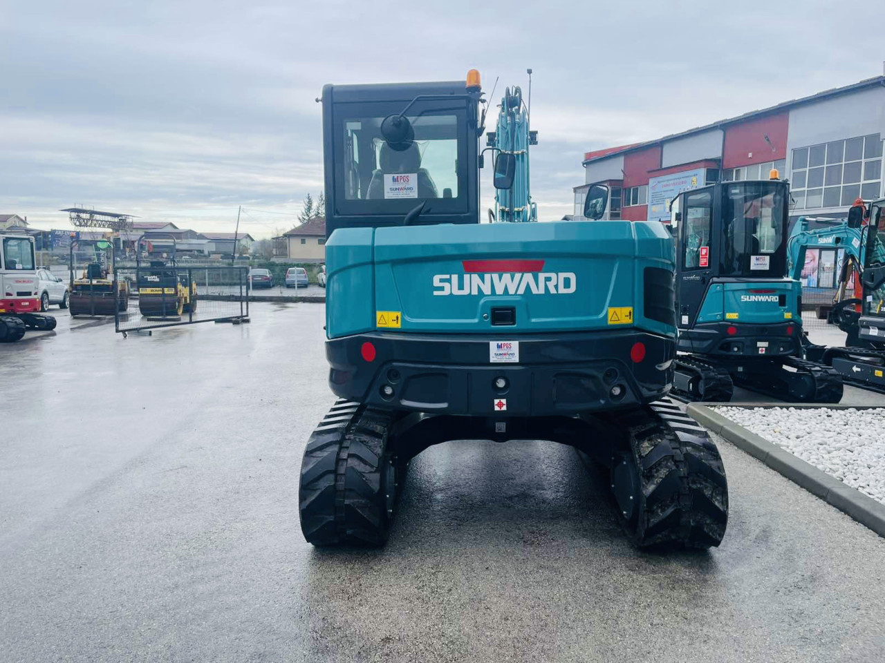Mini Bager Gusjenicar SUNWARD SWE90UF 9 TONA