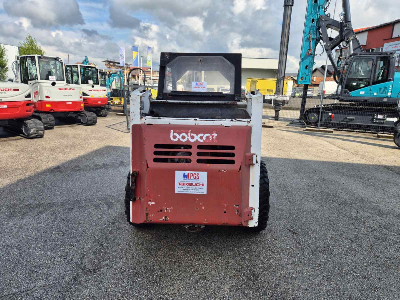 Utovarivac Bobcat 743