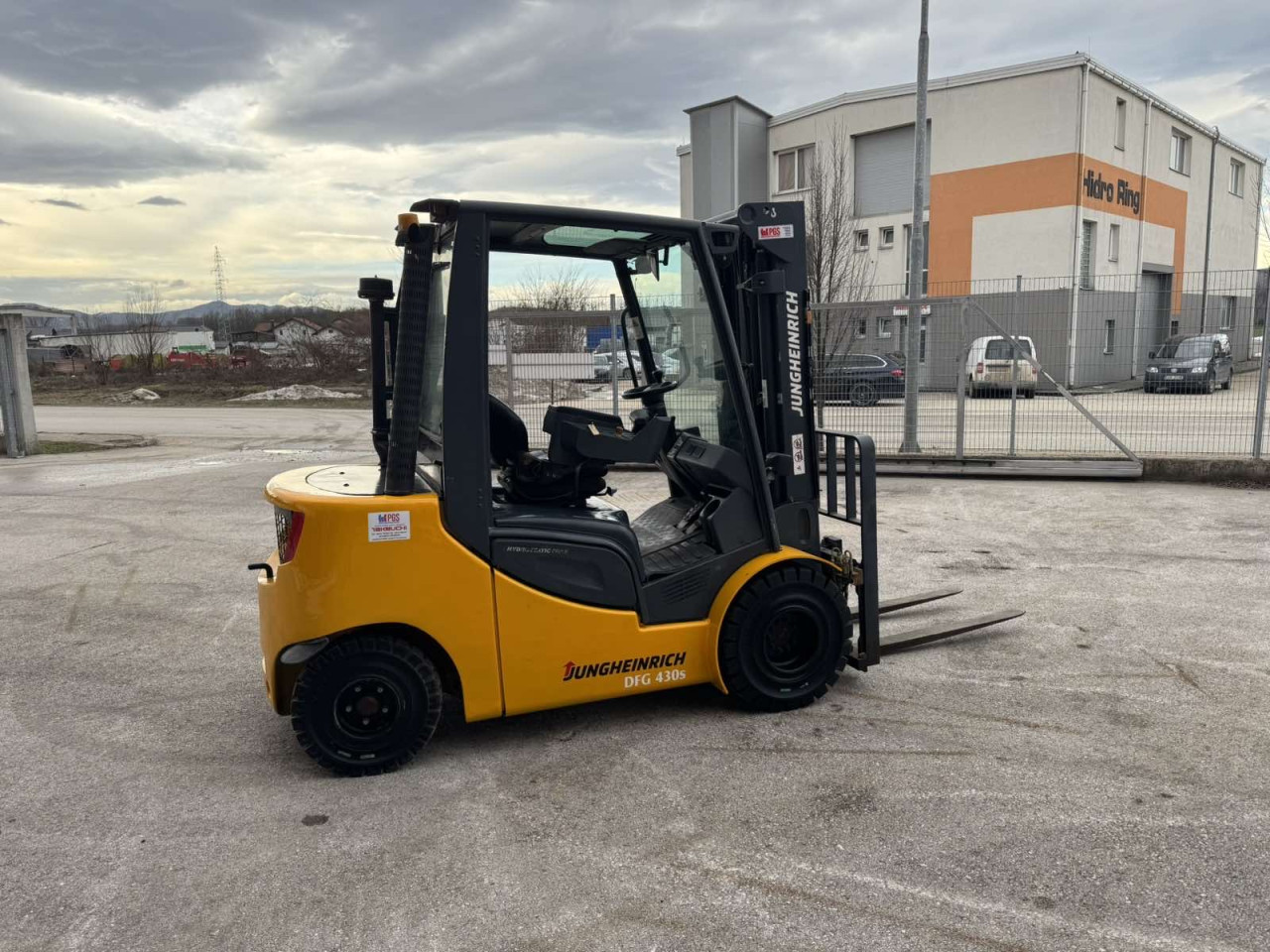 Viljuskar JUNGHEINRICH DFG430S