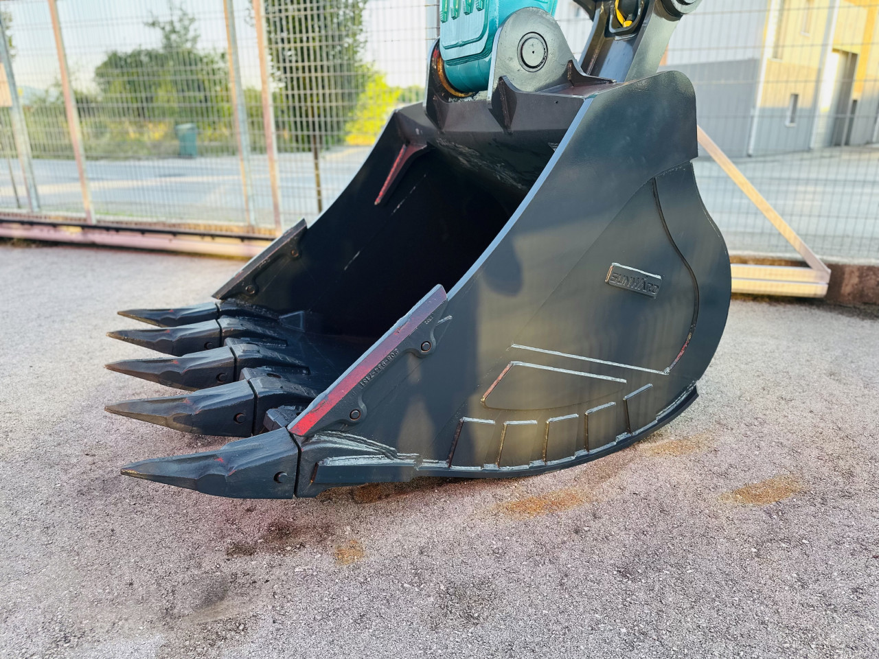 Bager Gusjenicar Sunward SWE365E (36 tona)