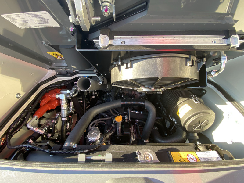 Mini Bager Utovarivac Takeuchi TL8R2 PGS
