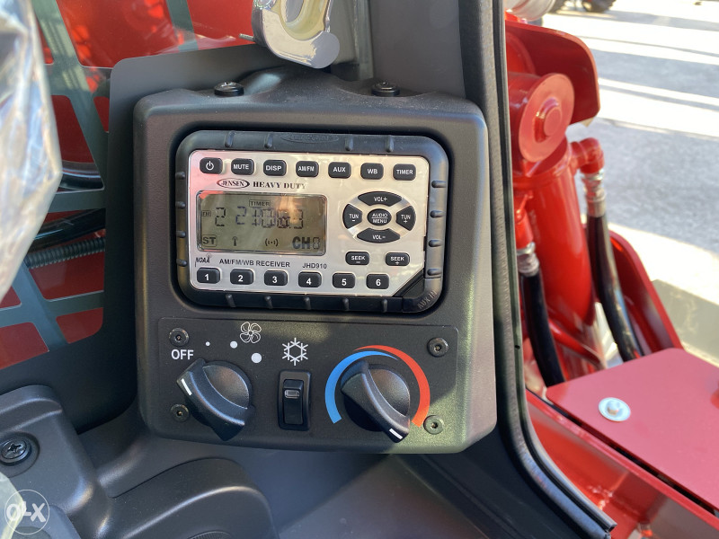 Mini Bager Utovarivac Takeuchi TL8R2 PGS