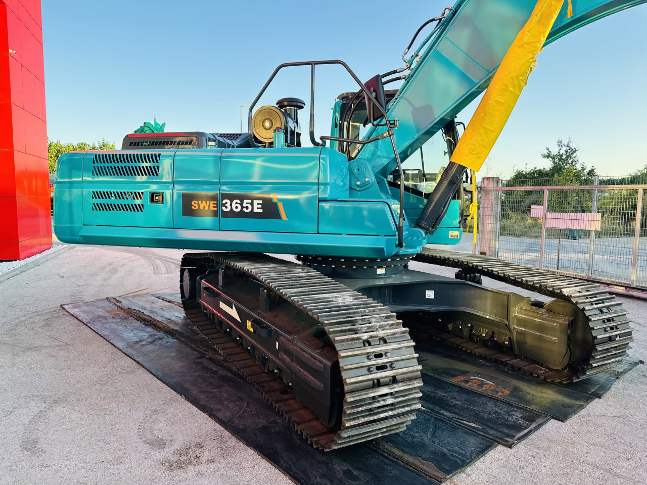 Bager Gusjenicar Sunward SWE365E (36 tona)