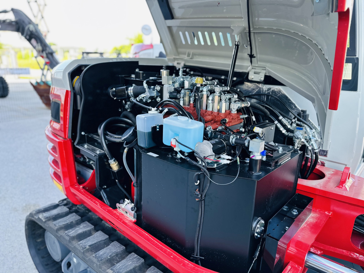 Mini Bager Takeuchi TB290-2 Najprodavani 9 tonski bager u BIH