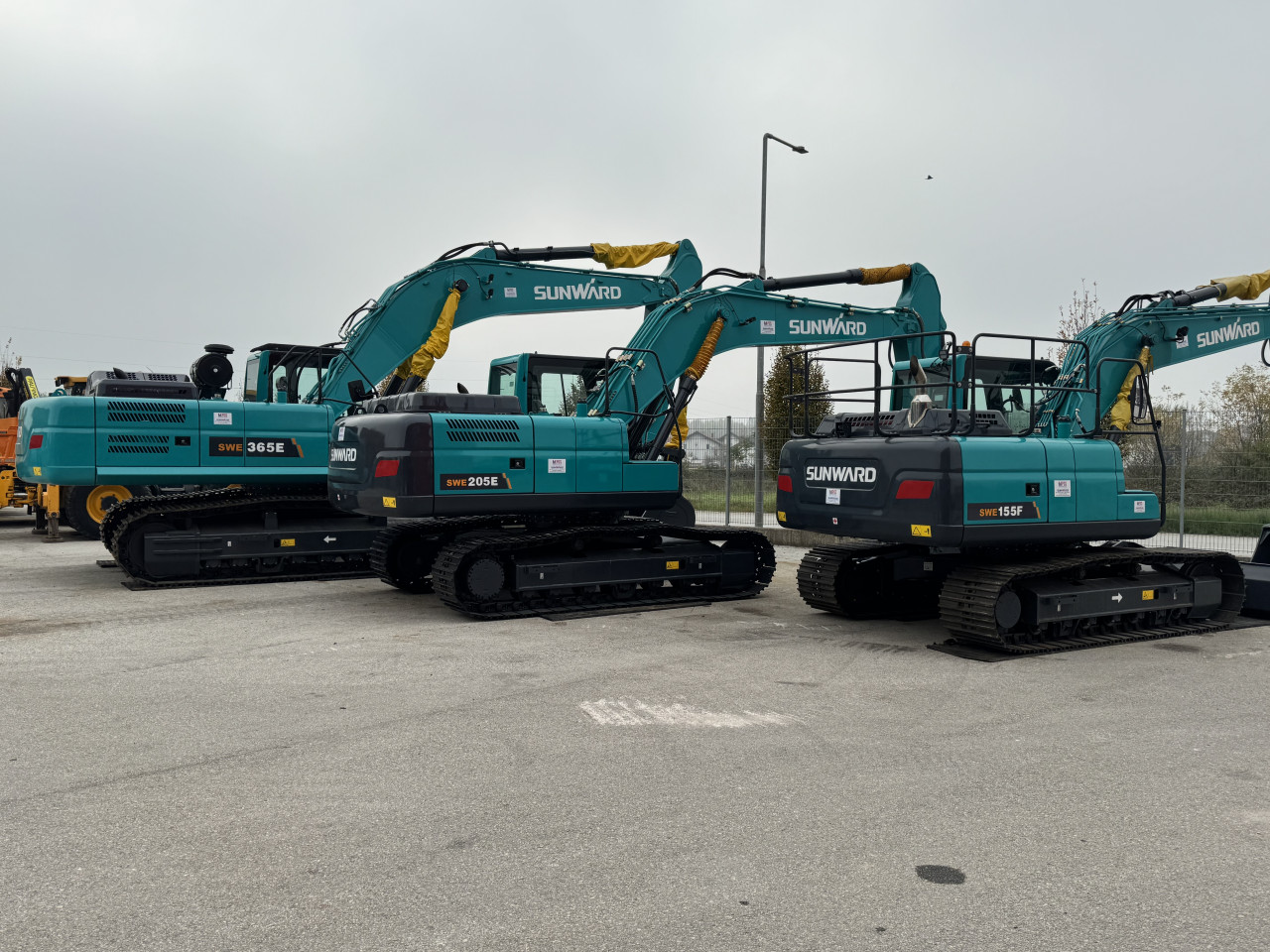 Sunward SWE205E Bager Gusjenicar 21 TONA