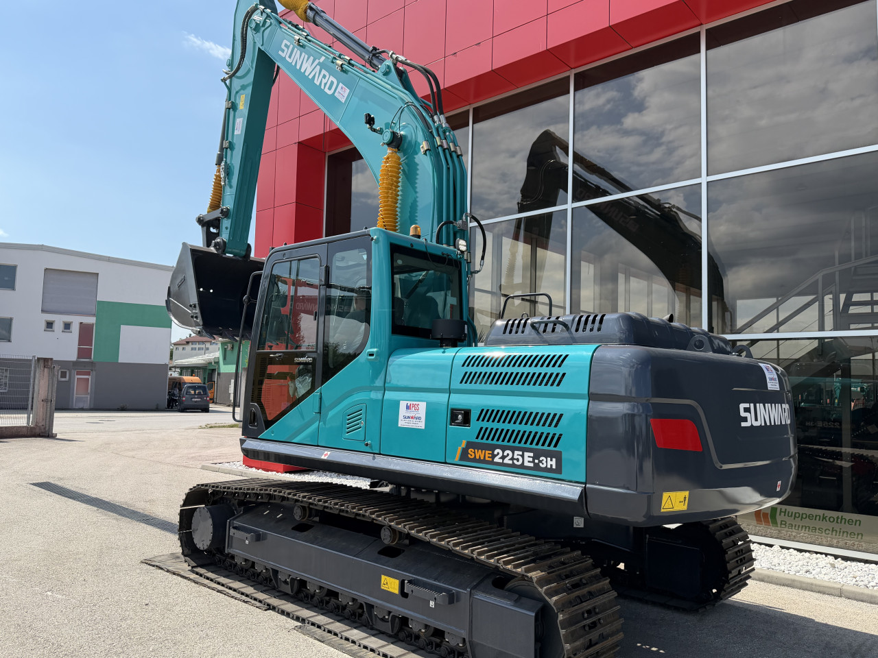 Bager Gusjenicar Sunward SW225 3E