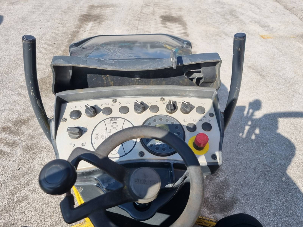 Valjak Bomag BW-80