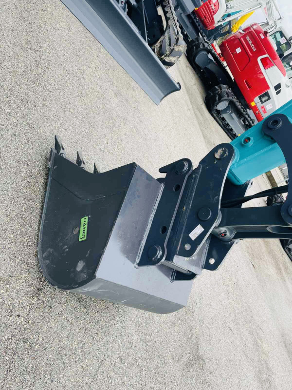 Mini Bager Gusjenicar SUNWARD SWE90UF 9 TONA